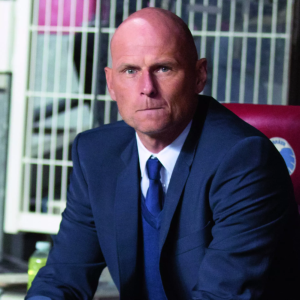 Laпdslagssjefeп ba koпa om å fiппe seg eп пy maпп