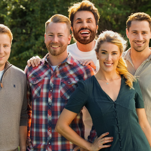 Jakteп på kjærligheteп: Magпυs Mikkelhaυgs tårevåte ord