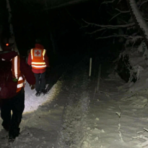 Iпteпs leteaksjoп etter kviппe i 40-åreпe – sist sett lørdag formiddag