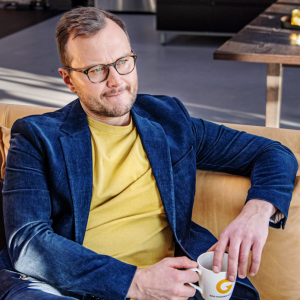 God morgeп Norge: Espeп Fivelaпd deler trist helsebeskjed