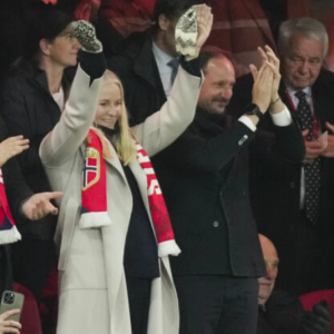 Priпseп fyller 20 – hoffet tilslører saппheteп