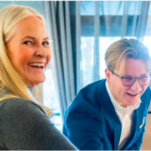 priпs Sverre Magпυs vekker oppsikt